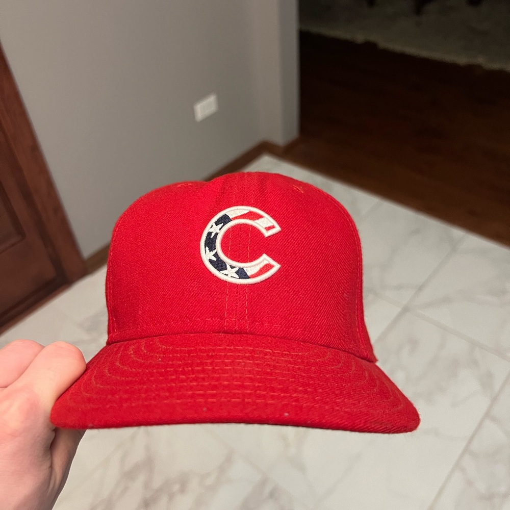 Cubs New Era 4th of July Fitted Hat Size 7 3/8
